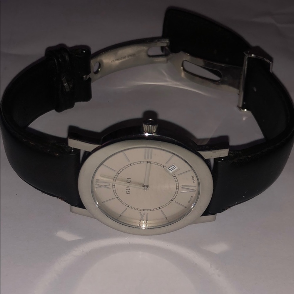 Vintage Gucci watch